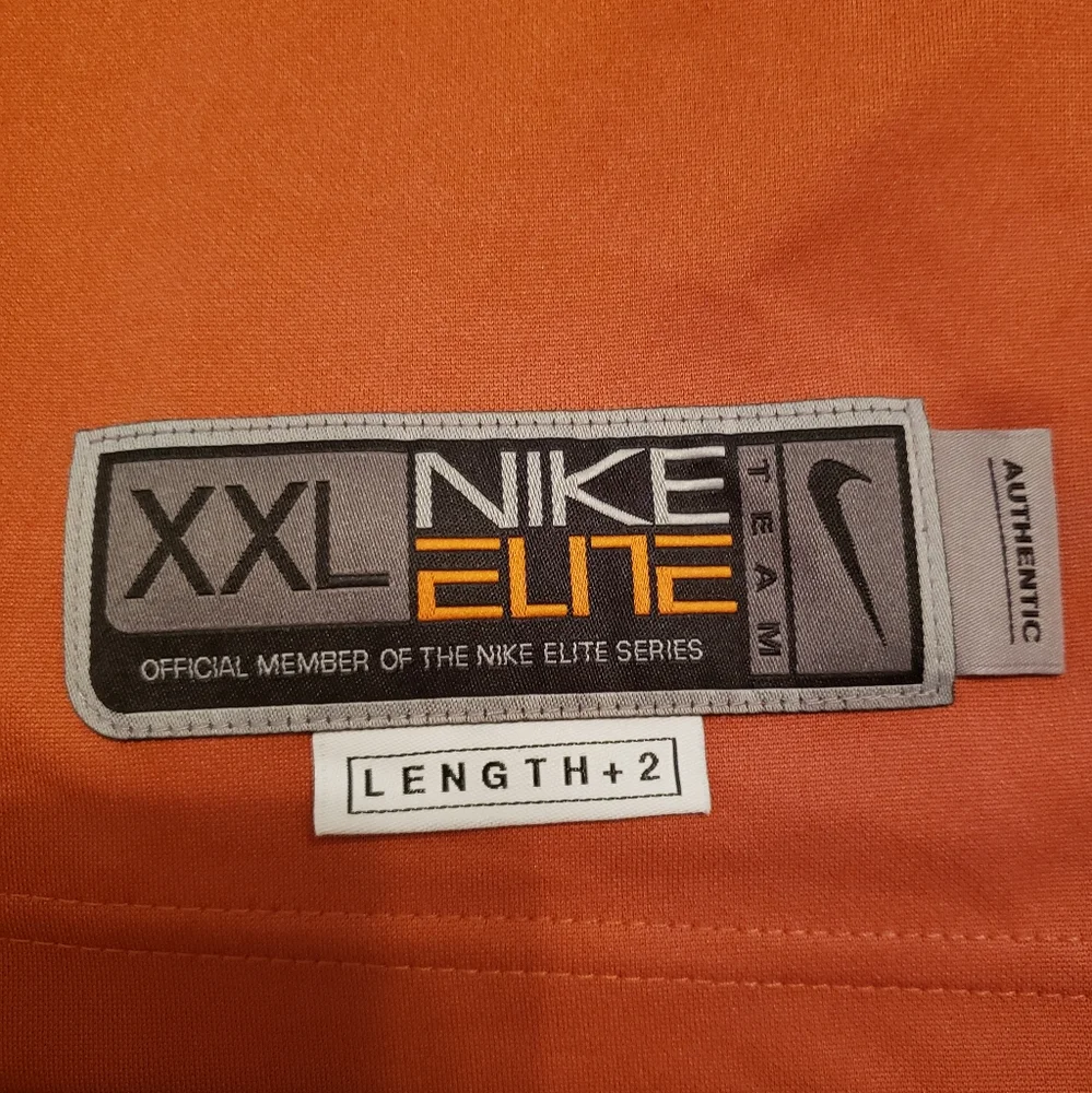 🏀 University of Texas Basketball Jersey🏀 - Picture 3 of 7